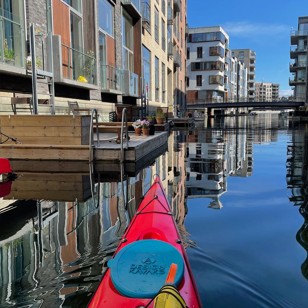 designkayaks social paddling club tur i Københavns kanal i rød Endless