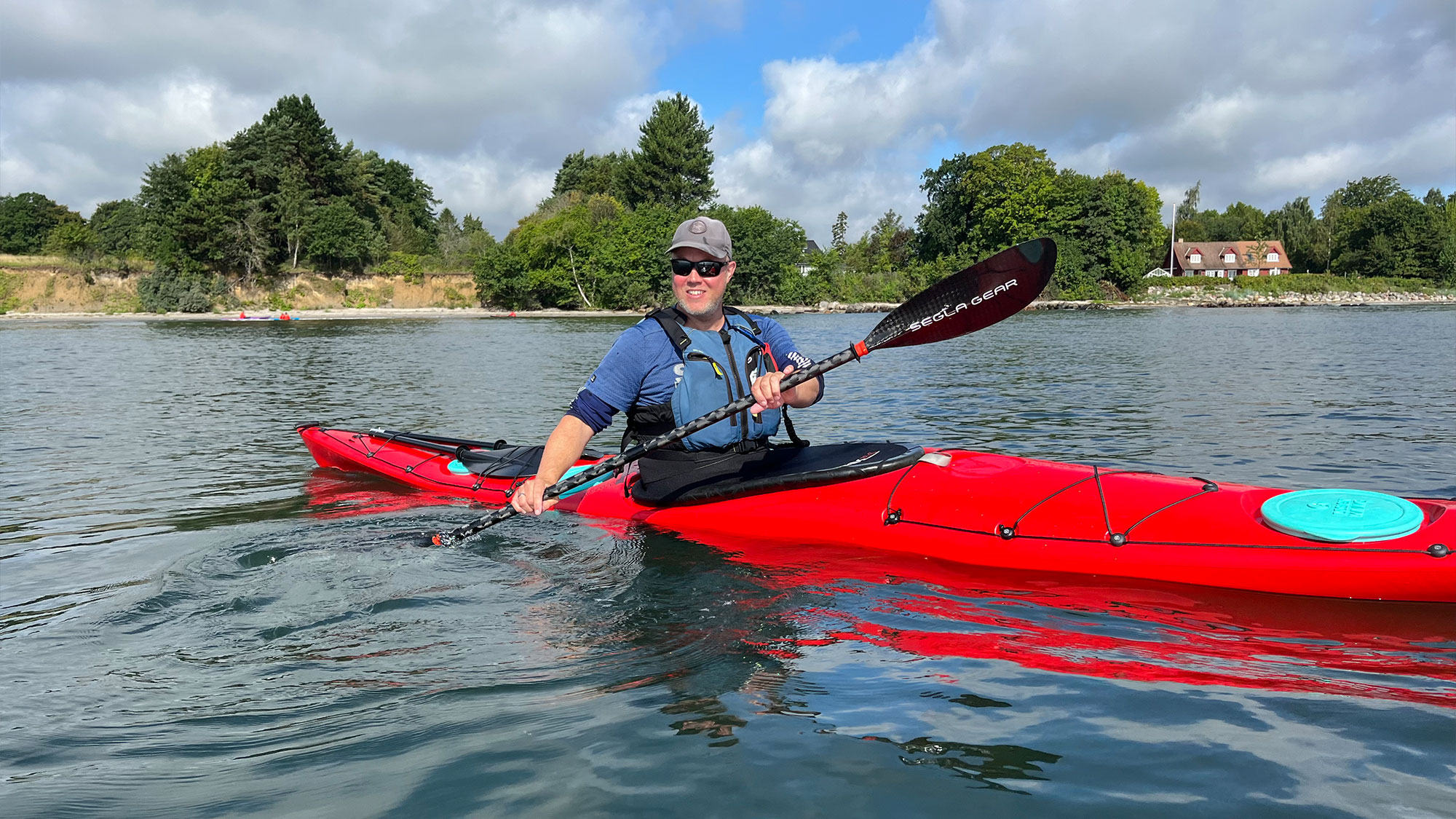 Søren Telling ejer af DesignKayaks og kajakinstruktør her i en DesignKayaks.